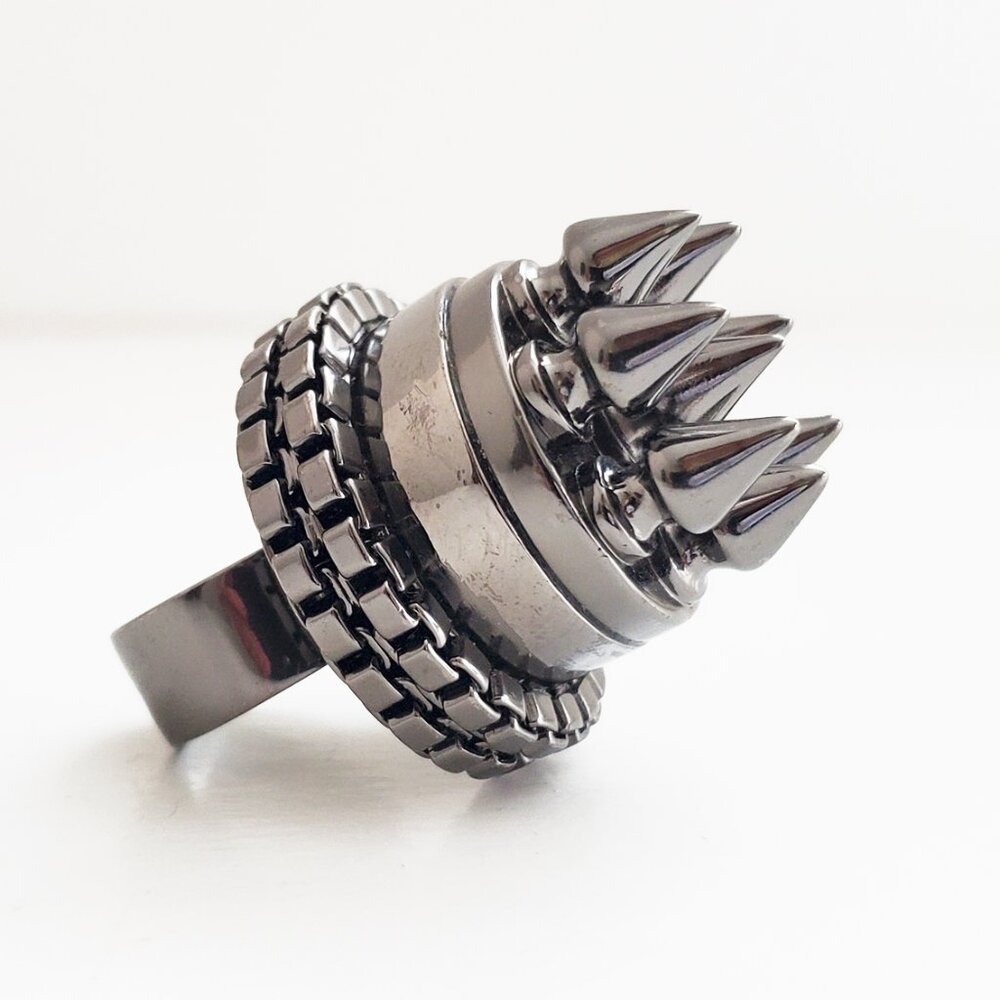Mawi of London Jewelry Gunmetal Spiked Ring Size 7.5/8 NWOT